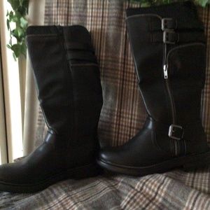 White Mountain 6 W Black Smooth